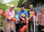 Menara Pantau Bekantan dan Dermaga Pasar Ikan Kanoko Diresmikan