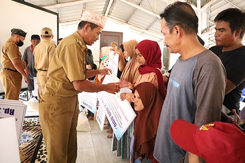 Bupati Ingin Pelaku UMKM Gabung E-katalog Lokal 1 hal 11 Tala 4 klm
