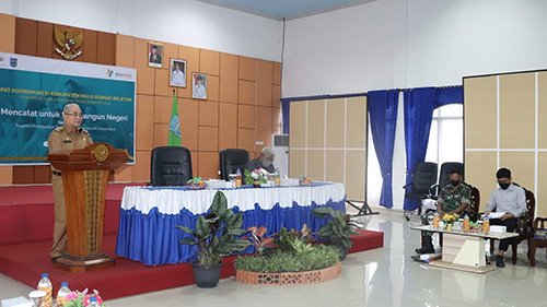 hal 12 HSS 1 3 klm 15