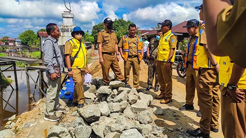 hal 12 HSS 1 3 klm 8