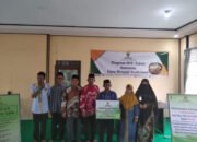 Baznas HSU Berikan Santunan Guru Mengaji