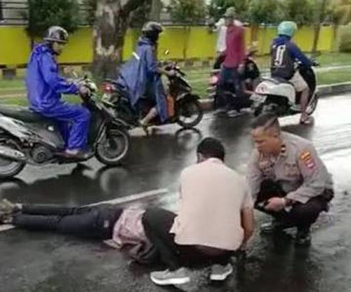 Mahasiswa ULM Tewas Terlindas Truk Trailer 1 6 laka 3klm