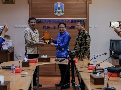 8 3klm budaya