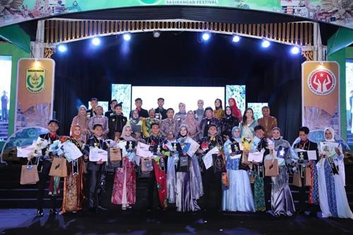 Putera Puteri Sasirangan Jembatan Pengrajin dan Masyarakat 1 Hal 10 3 Klm Jembatan Pengrajin