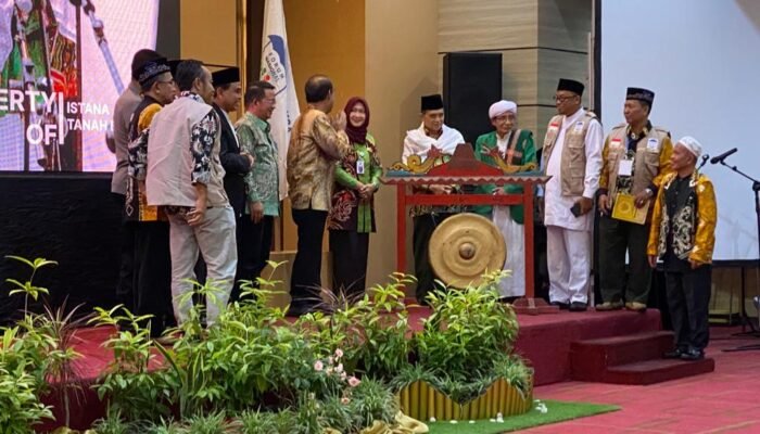 Zairullah Azhar Terpilih Aklamasi sebagai Presiden Anak Yatim Indonesia