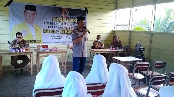 Yani Helmi Soroti Penggunaan Gadget Berlebihan