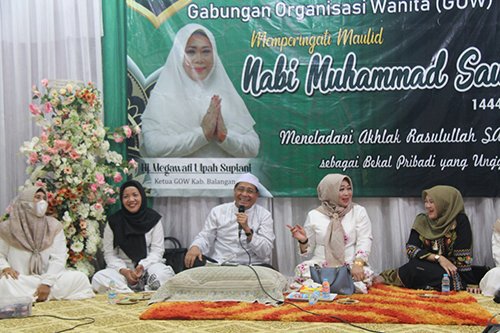 Tumbuhkan Kecintaan Terhadap Rasulullah<br>GOW Balangan Gelar Maulid Nabi 1 hal 2 Bal 3 klm 4