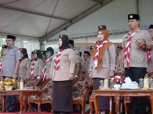 HUT Pramuka ke-61<br>Ketua Kwarcab Balangan : "Jayalah Pramuka Indonesia" 1 hal 2 Bal3 klm