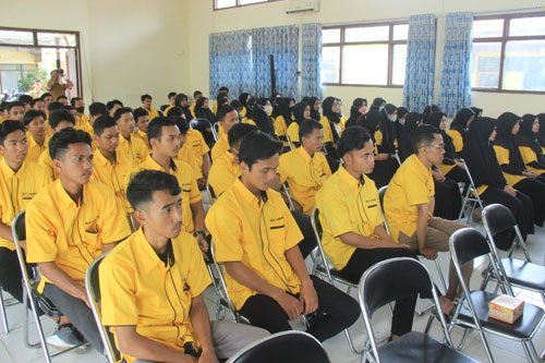 DPMPTSP HSU Berikan Pelatihan Keterampilan 1 hal 2 HSU 3 klm 3