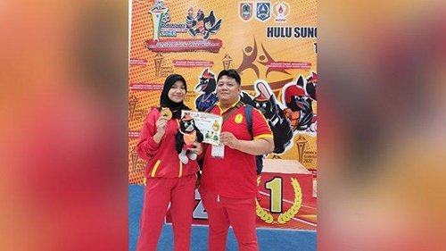 Tampil Perdana di Porprov XI Kalsel, Atlet Karate Banjarmasin Raih Emas 1 13 2klm rashida selena jpg