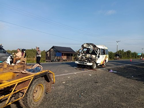 Laka Maut di Jalan Gubernur Syarkawi Tewaskan Lima Orang 1 5 Laka maut 4klm
