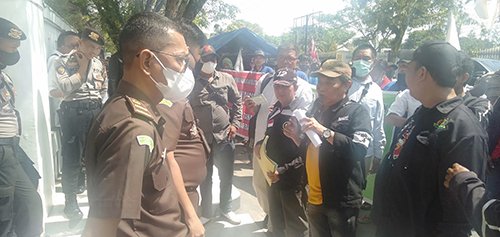 Massa Forpeban Minta Kejati Kalsel “Jemput Bola” Kasus Longsor Satui 1 6 demo 3klm