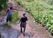 Aksi Peduli Lingkungan Warga Komet Cegah Banjir