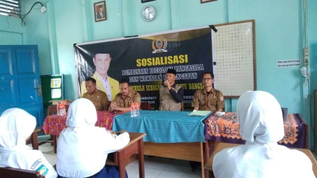 Yani Helmi Tanamkan Wawasan Kebangsaan Sedini Mungkin 1 Hal 10 3 Klm Yani Makie scaled