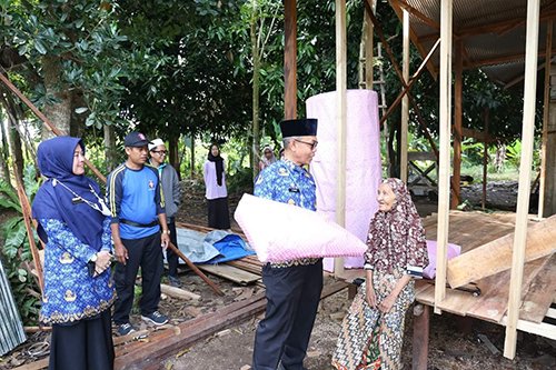 Hal 12 HSS 1 3 klm 12