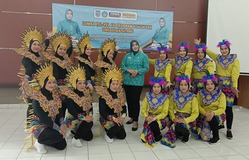 Hal 16 4 KLm Martapura Aneka lomba