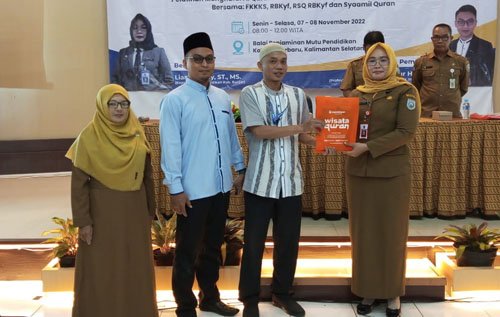 Hal 16 4 Klm Martapura Mnghapal Quran