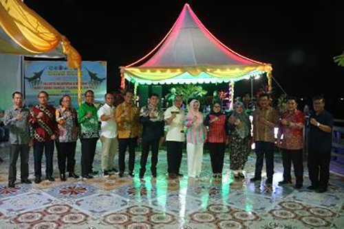 Pemkab Kotabaru Gelar Ramah Tamah dengan Pemerintah Kabupaten Kota 1 Hal 16 K Baru 3 klm 2