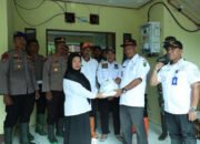 Pj Bupati HSU Serahkan Bantuan Banjir