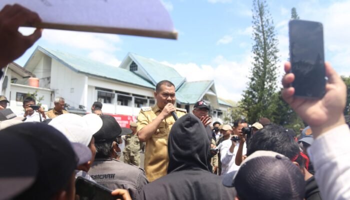 Pemkab Tala Terus Upayakan Perbaikan Jalan Menuju Desa Tebing Siring