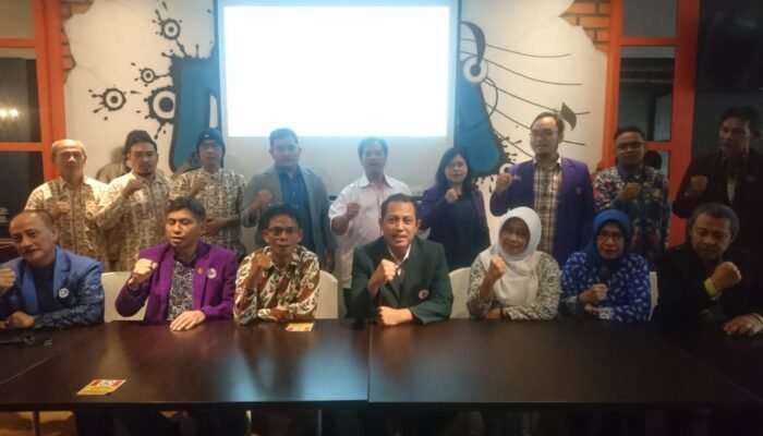 Organisasi Profesi Kesehatan se-Kalsel Sampaikan Pernyataan Sikap Terhadap RUU Kesehatan