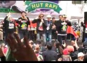 HUT RAPI ke-42 Dimeriahkan Ian Kasela [] Ketua RAPI Kalsel Bagikan Beras 1000 Karung