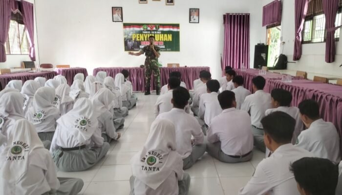 TMMD Non Fisik Berikan Penyuluhan Rekrutmen TNI
