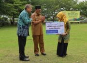 Gubernur Salurkan Apresiasi Bagi Kontingen Kalsel Pada MTQ dari Bank Kalsel 35 Gubernur Salurkan Apresiasi Bagi Kontingen Kalsel Pada MTQ dari Bank Kalsel