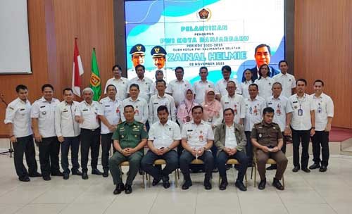 Ratusan Warga Mendapatkan Sertifikat Pelatihan Gratis 1 hal10 3klmbjb2