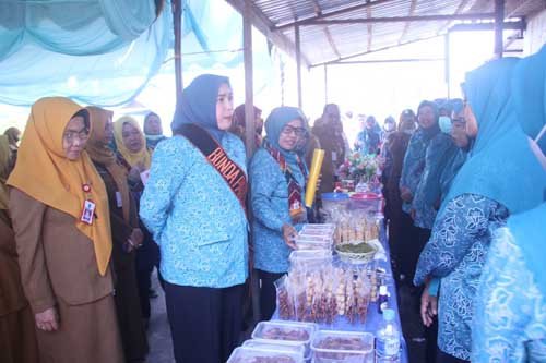 Tim Penilai TPK2D Datangi Salat Makmur 1 hal16 4klmbjr2 10