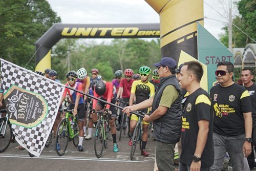 13 3klm gubernur jpg