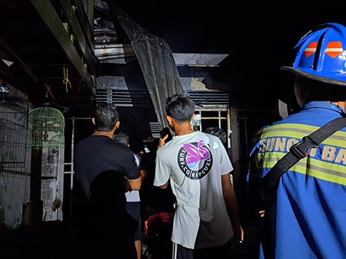 Lagi Mengaji, Asriah Dikagetkan Kebakaran 1 5 Api 3klm 1