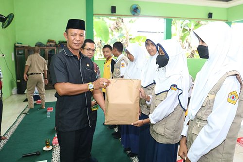 Hal 10 3 Klm Paman Yani