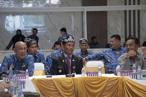 Bupati Tala Ingin Pemerintahan Bersih dari Korupsi 1 Hal 11 Tala 3 klm 13