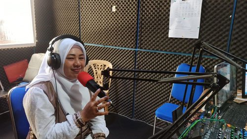 Hal 16 3 Klm Martapura Sesi Bakisah