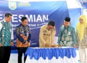 Bupati Ingin Kantor Baru Kian Memotivasi Aparatur 31 Bupati Ingin Kantor Baru Kian Memotivasi Aparatur