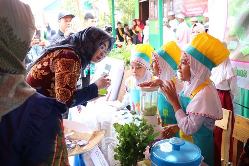 Hal 16 4 Klm Martapura Pameran mini