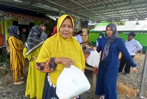 Pasar Murah Pulau Nyiur Diserbu Warga 1 Hal 16 4 Klm Martapura Pasar murah