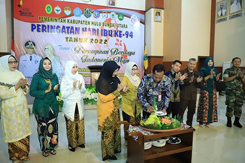 Pj Bupati Hadiri Peringatan Hari Ibu 1 Hal 2 HSU 4 klm 1