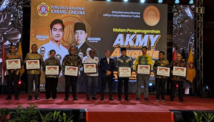 Hasnuryadi Sulaiman Terima Penghargaan Satyalancana Aditya Karya Mahatva Yodha