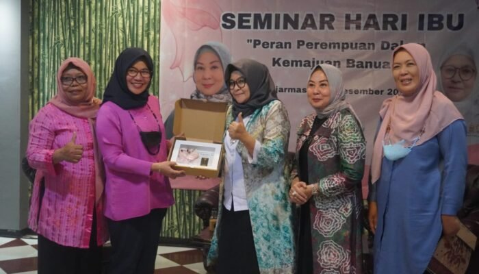 FJPI Kalsel Didukung Bank Kalsel Gelar Dialog Perempuan