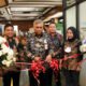 Pengguntingan Untaian Pita