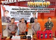 Gudang Oli Oplosan Berbagai Merek Terkenal Digerebek Jajaran Polres Tanah Bumbu 31 Gudang Oli Oplosan Berbagai Merek Terkenal Digerebek Jajaran Polres Tanah Bumbu