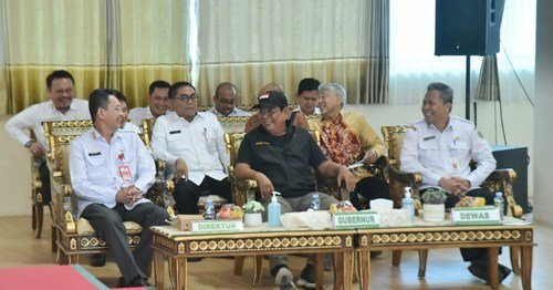 1 4 klm Kontrak Pemprov1