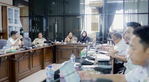 13 2klm rapat pansus 2 jpg