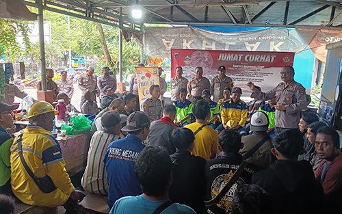 Waka Polresta Banjarmasin Dengarkan Curhat Calon Penumpang Kapal 1 5 HL Jumat Curhat
