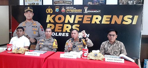 6 press rilis kapolres tapin 4klm