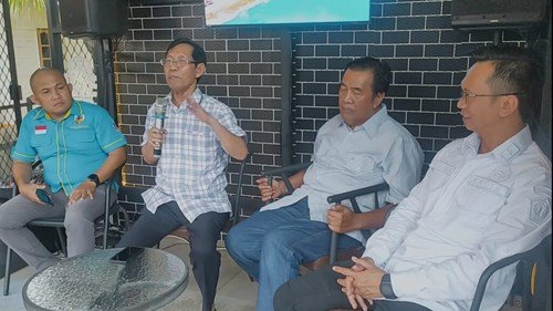 Hal 10 3 Klm Informasi Publik