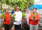 WBP Panen Hasil Ternak Bersama Kakanwil Kemenkumham