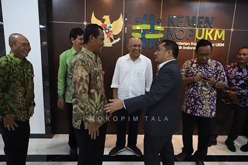 Tanah Laut Ingin Bangun Pabrik Minyak Makan Merah 1 Hal 11 Tala 3 klm 6